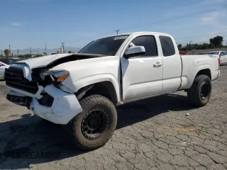 2021 Toyota Tacoma SR z VIN 3TYRX5GNXMT030793, wystawiony jako Copart lot #58093425 z przebiegiem 122 039 mil mil oraz Szkoda całkowita • Salvage title. Historia ofert i sprzedaży dostępna na DreamBid. Obrazek 1.