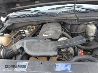 2002 Chevrolet Suburban LS with VIN 3GNEC16Z12G341471, listed as a IAAI auction lot 41458266 with 465,410 mi miles. Bid and sale history available at carsss.com. Image 10.