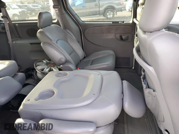 2004 Chrysler Town & Country Limited with VIN 2C8GP64L54R587713, listed as a Copart auction lot 83669444 with Not Provided miles and Salvage Title. Bid and sale history available at DreamBid. Image 11.