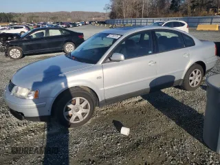 2000 Volkswagen Passat z VIN WVWTH23B4YE204975, wystawiony jako Copart lot #47776175 z przebiegiem 66 064 mil mil oraz Szkoda całkowita • Salvage title. Historia ofert i sprzedaży dostępna na DreamBid. Obrazek 1.