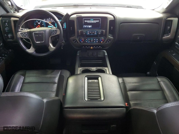 2019 GMC Sierra 2500HD Denali with VIN 1GT12SEY6KF278717, listed as a Copart auction lot 51486415 with 46,328 mi miles and Salvage Title. Bid and sale history available at carsss.com. Image 8.