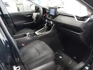 2020 Toyota RAV4 XLE with VIN 2T3P1RFV0LC079187, listed as a IAAI auction lot 42409656 with 68,881 mi miles and . Bid and sale history available at DreamBid. Image 5.