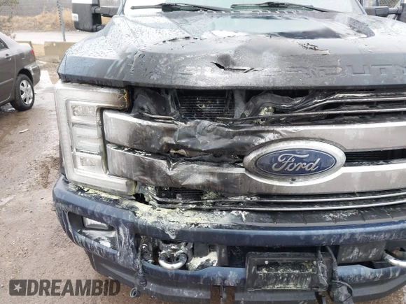 2018 Ford Super Duty F-250 SRW XL with VIN 1FT7W2BT5JEB05993, listed as a IAAI auction lot 41669673 with 130,623 mi miles. Bid and sale history available at carsss.com. Image 6.