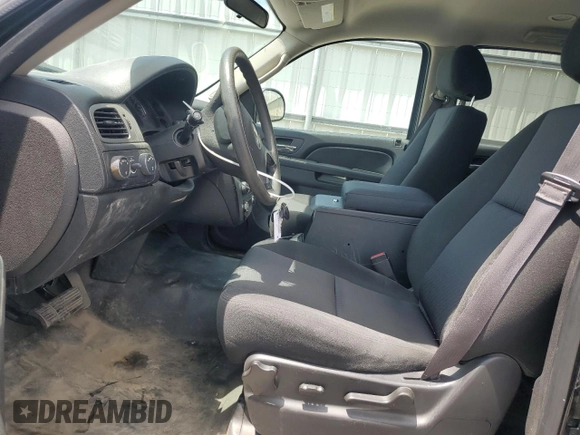 2013 Chevrolet Tahoe Commercial with VIN 1GNSK2E02DR342419, listed as a Copart auction lot 57908885 with 76,486 mi miles and Salvage title. Bid and sale history available at DreamBid. Image 7.