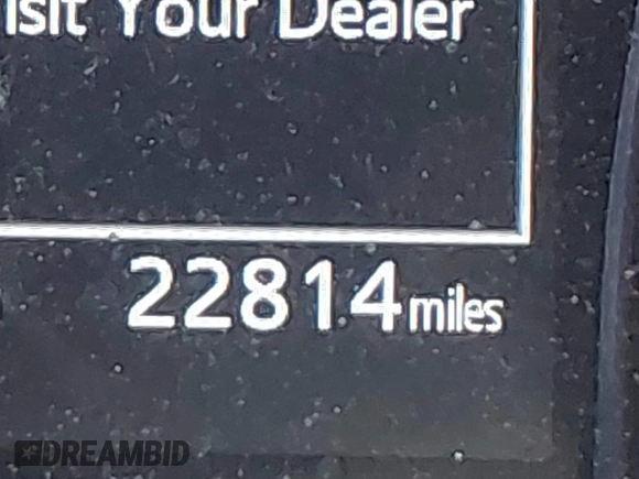 2024 Toyota Camry LE z VIN 4T1C11AK3RU847743, wystawiony jako IAAI lot #41886636 z przebiegiem 22 814 mil mil oraz . Historia ofert i sprzedaży dostępna na DreamBid. Obrazek 15.