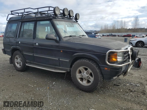 1998 Land Rover Discovery SD z VIN SALJY1248WA753645, wystawiony jako Copart lot #47944795 z przebiegiem 181 974 mil mil oraz Czysty tytuł • Clean title. Historia ofert i sprzedaży dostępna na DreamBid. Obrazek 4.