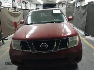 2005 Nissan Pathfinder SE z VIN 5N1AR18W35C725943, wystawiony jako IAAI lot #42119299 z przebiegiem 189 059 mil mil oraz . Historia ofert i sprzedaży dostępna na DreamBid. Obrazek 12.