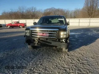 2013 GMC Sierra 1500 SLE z VIN 1GTR1VE01DZ201398, wystawiony jako Copart lot #88849105 z przebiegiem 82 312 mil mil oraz Szkoda całkowita • Salvage title. Historia ofert i sprzedaży dostępna na DreamBid. Obrazek 10.