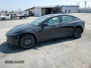 2025 Tesla Model 3 Long Range with VIN 5YJ3E1EA8SF918928, listed as a Copart auction lot 53454155 with 2,061 mi miles and Salvage title. Bid and sale history available at DreamBid. Image 13.