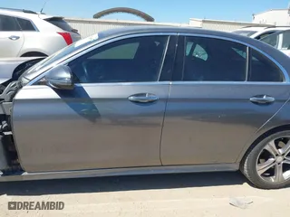 2017 Mercedes-Benz E-Class E 300 Luxury with VIN WDDZF4JB7HA109242, listed as a IAAI auction lot 41754605 with 90,233 mi miles. Bid and sale history available at carsss.com. Image 15.