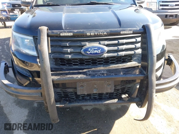 2017 Ford Police Interceptor Utility с VIN 1FM5K8ARXHGC34771, выставлен на аукционе IAAI как лот 42629582 с пробегом Не указан миль и . История ставок и продаж доступна на DreamBid. Изображение 16.