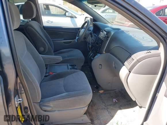 2010 Toyota Sienna CE with VIN 5TDKK4CC5AS296647, listed as a IAAI auction lot 42108661 with 204,048 mi miles and . Bid and sale history available at DreamBid. Image 5.