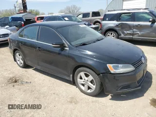 2013 Volkswagen Jetta TDI w/Premium с VIN 3VWLL7AJ2DM203752, выставлен на аукционе Copart как лот 52490645 с пробегом 189 888 миль миль и Чистый • Clean title. История ставок и продаж доступна на DreamBid. Изображение 4.