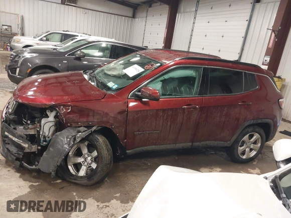 2020 Jeep Compass Latitude with VIN 3C4NJDBB9LT255911, listed as a IAAI auction lot 41398228 with 105,264 mi miles. Bid and sale history available at carsss.com. Image 14.