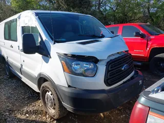 2019 Ford Transit with VIN 1FTYE1ZM9KKB37770, listed as a IAAI auction lot 41626395 with 71,214 mi miles. Bid and sale history available at carsss.com. Image 1.