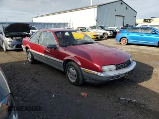 1988 Chevrolet Beretta z VIN 1G1LV11W6JY651488, wystawiony jako Copart lot #81191074 z przebiegiem 239 594 mil mil oraz Czysty tytuł • Clean title. Historia ofert i sprzedaży dostępna na DreamBid. Obrazek 4.