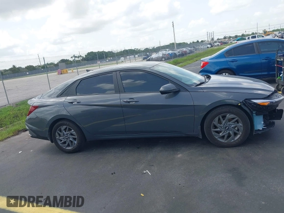 2024 Hyundai Elantra SEL with VIN KMHLM4DG6RU802179, listed as a IAAI auction lot 42432744 with 8,978 mi miles and . Bid and sale history available at DreamBid. Image 14.