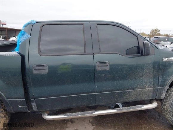2004 Ford F-150 XLT with VIN 1FTPW14544KC01158, listed as a IAAI auction lot 41134127 with 1 mi miles. Bid and sale history available at carsss.com. Image 12.