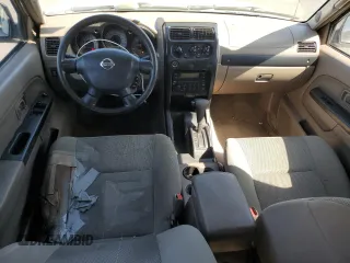 2004 Nissan Frontier XE z VIN 1N6ED27T44C450726, wystawiony jako Copart lot #57004045 z przebiegiem 151 638 mil mil oraz Szkoda całkowita • Salvage title. Historia ofert i sprzedaży dostępna na DreamBid. Obrazek 8.