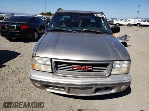 1999 GMC Sonoma SLS with VIN 1GTCS19X0X8530851, listed as a Copart auction lot 69718564 with 0 mi miles and Salvage Title. Bid and sale history available at carsss.com. Image 5.