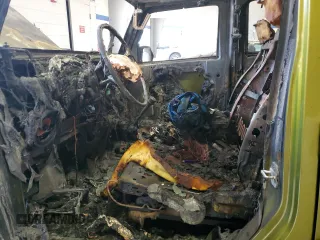 2007 Jeep Wrangler Unlimited X с VIN 1J4GA39167L122826, выставлен на аукционе Copart как лот 62451555 с пробегом Не указан миль и Списание • Salvage title. История ставок и продаж доступна на DreamBid. Изображение 7.