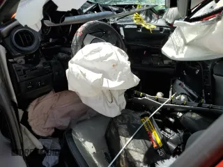 2016 Toyota RAV4 Limited z VIN JTMDFREV3GJ064501, wystawiony jako Copart lot #53970105 z przebiegiem Nie podano mil oraz Szkoda całkowita • Salvage title. Historia ofert i sprzedaży dostępna na DreamBid. Obrazek 8.