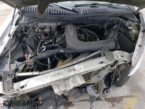 2005 Ford Expedition Eddie Bauer z VIN 1FMFU18525LB09713, wystawiony jako Copart lot #55100245 z przebiegiem Nie podano mil oraz Szkoda całkowita • Salvage title. Historia ofert i sprzedaży dostępna na DreamBid. Obrazek 12.