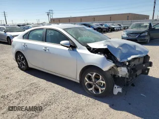 2019 Kia Forte LXS with VIN 3KPF24AD5KE137054, listed as a Copart auction lot 37811563 with 34,414 mi miles and Non Repairable. Bid and sale history available at carsss.com. Image 4.