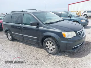 2012 Chrysler Town & Country Touring z VIN 2C4RC1BG8CR189120, wystawiony jako IAAI lot #42014671 z przebiegiem 204 734 mil mil oraz . Historia ofert i sprzedaży dostępna na DreamBid. Obrazek 1.