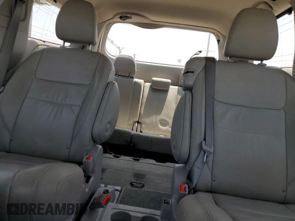2018 Toyota Sienna XLE Auto Access Seat with VIN 5TDYZ3DC2JS915820, listed as a Copart auction lot 62130445 with 146,607 mi miles and Salvage title. Bid and sale history available at DreamBid. Image 10.
