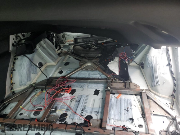 2021 Ford Explorer z VIN 1FM5K8AC0MGC31657, wystawiony jako Copart lot #70309654 z przebiegiem Nie podano mil oraz Szkoda całkowita • Salvage title. Historia ofert i sprzedaży dostępna na DreamBid. Obrazek 10.