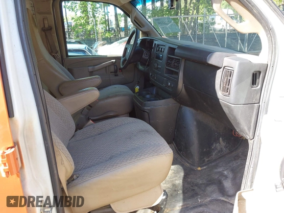 2017 Chevrolet Express Cargo Van with VIN 1GCWGAFF8H1329753, listed as a IAAI auction lot 42126110 with 187,569 mi miles. Bid and sale history available at carsss.com. Image 5.