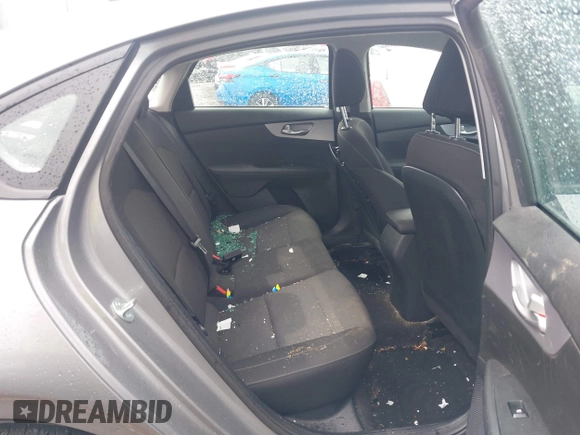 2024 Kia Forte LXS with VIN 3KPF24AD7RE711101, listed as a IAAI auction lot 41764290 with 30,395 mi miles and . Bid and sale history available at DreamBid. Image 8.