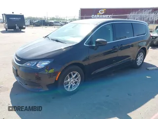 2017 Chrysler Pacifica Touring with VIN 2C4RC1DG7HR695171, listed as a IAAI auction lot 42230782 with 114,273 mi miles and . Bid and sale history available at DreamBid. Image 2.