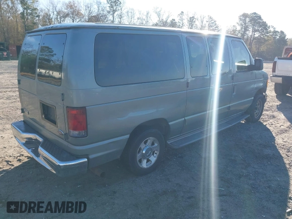 2006 Ford Econoline Passenger XL with VIN 1FMRE11L36DA37452, listed as a IAAI auction lot 41326234 with 255,578 mi miles and . Bid and sale history available at DreamBid. Image 4.
