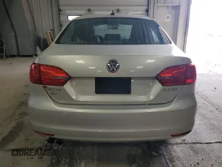 2011 Volkswagen Jetta SE z VIN 3VWDZ7AJ0BM338079, wystawiony jako Copart lot #58900585 z przebiegiem 165 055 mil mil oraz Nie do naprawy • Non repairable. Historia ofert i sprzedaży dostępna na DreamBid. Obrazek 6.