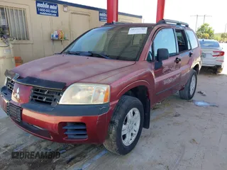 2005 Mitsubishi Endeavor LS with VIN 4A4MM21S05E074605, listed as a IAAI auction lot 41777750 with 105,188 mi miles. Bid and sale history available at carsss.com. Image 17.
