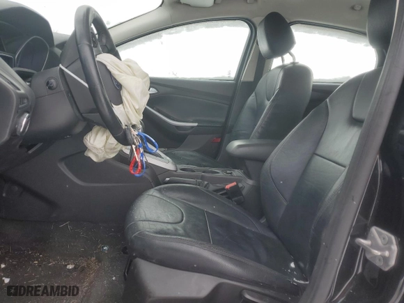 2012 Ford Focus SE with VIN 1FAHP3F20CL378319, listed as a Copart auction lot 45014665 with 160,008 mi miles and Clean Title. Bid and sale history available at carsss.com. Image 7.