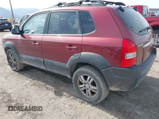 2007 Hyundai Tucson SE with VIN KM8JN72D27U615176, listed as a IAAI auction lot 41996325 with 130,396 mi miles and . Bid and sale history available at DreamBid. Image 3.