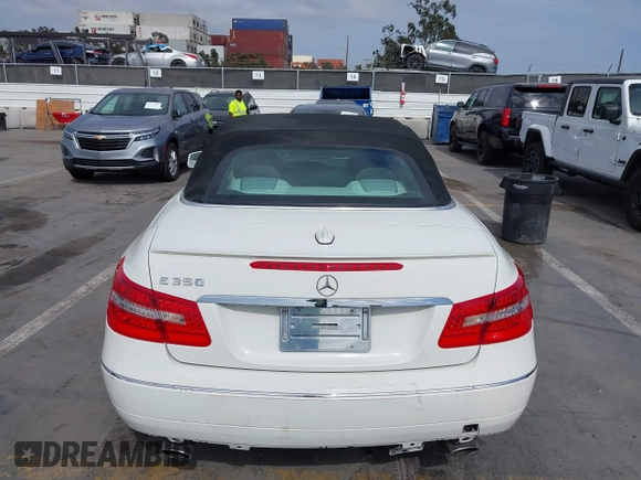 2012 Mercedes-Benz E 350 with VIN WDDKK5KF3CF164187, listed as a IAAI auction lot 42128731 with 111,693 mi miles and . Bid and sale history available at DreamBid. Image 16.