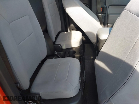 2021 Chevrolet Colorado 2WD Work Truck z VIN 1GCHSBEA9M1154037, wystawiony jako IAAI lot #42084993 z przebiegiem 41 710 mil mil oraz . Historia ofert i sprzedaży dostępna na DreamBid. Obrazek 8.