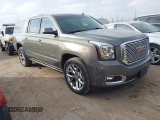 2017 GMC Yukon XL Denali with VIN 1GKS2HKJ9HR197818, listed as a IAAI auction lot 41288059 with 172,565 mi miles. Bid and sale history available at carsss.com. Image 1.