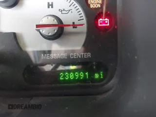 2004 Mercury Mountaineer Convenience with VIN 4M2ZU86KX4UJ13689, listed as a IAAI auction lot 42525764 with 230,991 mi miles and . Bid and sale history available at DreamBid. Image 7.