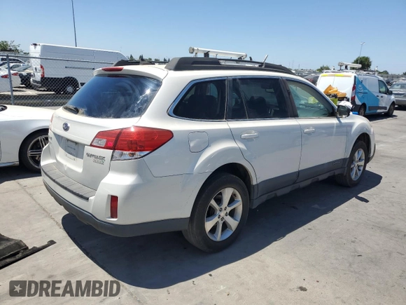 2014 Subaru Outback Limited with VIN 4S4BRBMC7E3284081, listed as a Copart auction lot 60576895 with 185,610 mi miles and Clean title. Bid and sale history available at DreamBid. Image 3.