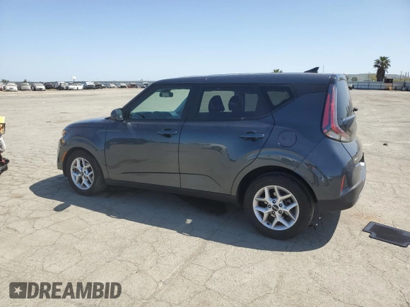 2025 Kia Soul LX with VIN KNDJ23AU2S7246348, listed as a Copart auction lot 53191495 with 18,240 mi miles and Clean Title. Bid and sale history available at carsss.com. Image 2.