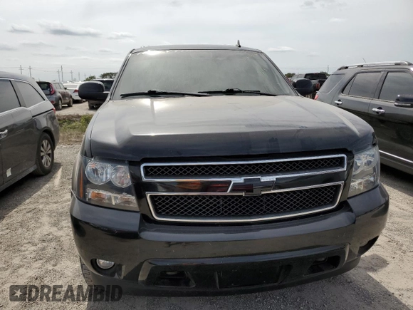2013 Chevrolet Suburban with VIN 1GNWKMEG4DR257785, listed as a Copart auction lot 76817344 with 68,021 mi miles and Salvage title. Bid and sale history available at DreamBid. Image 5.