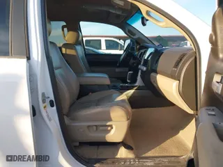 2007 Toyota Tundra LTD with VIN 5TBEV58167S452116, listed as a IAAI auction lot 41259578 with 202,563 mi miles. Bid and sale history available at carsss.com. Image 5.