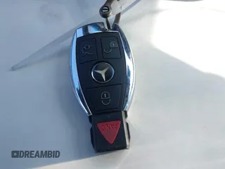 2007 Mercedes-Benz CLK 550 z VIN WDBTK72F07T079596, wystawiony jako IAAI lot #42140223 z przebiegiem 131 683 mil mil oraz . Historia ofert i sprzedaży dostępna na DreamBid. Obrazek 11.