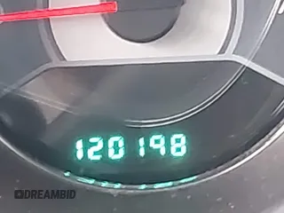 2014 Chrysler 200 LX z VIN 1C3CCBAB3EN207979, wystawiony jako IAAI lot #40997988 z przebiegiem 120 198 mil mil oraz . Historia ofert i sprzedaży dostępna na DreamBid. Obrazek 15.