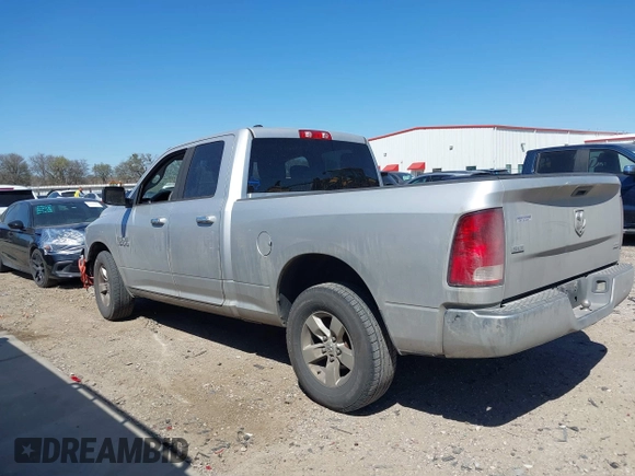 2013 Ram 1500 SLT z VIN 1C6RR6GP0DS512068, wystawiony jako IAAI lot #41729983 z przebiegiem 191 167 mil mil oraz . Historia ofert i sprzedaży dostępna na DreamBid. Obrazek 14.